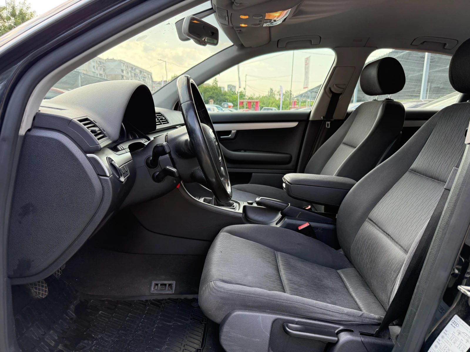 Audi A4 2.0TDI,  S-LINE - изображение 9