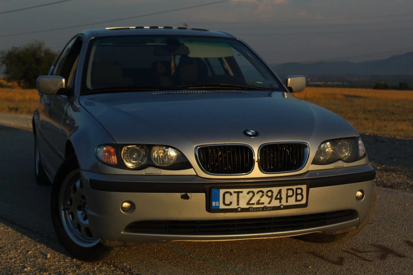 BMW 320  - изображение 2