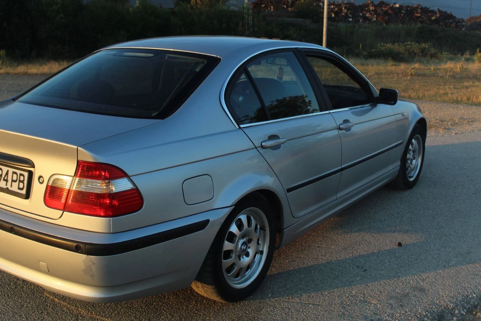 BMW 320  - изображение 7