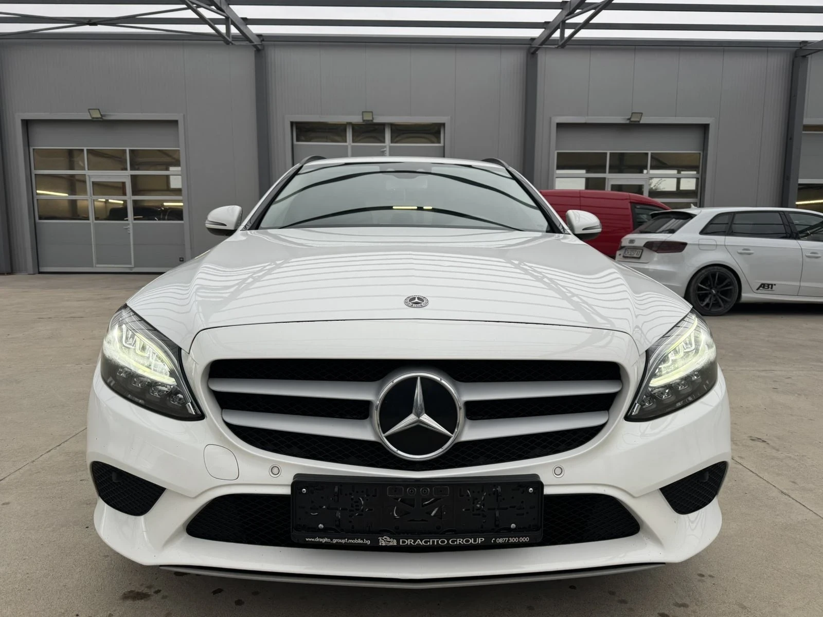 Mercedes-Benz C 220 160ps* 6ск* LED* НАВИ* САМОПАРКИРВАНЕ*  - изображение 8