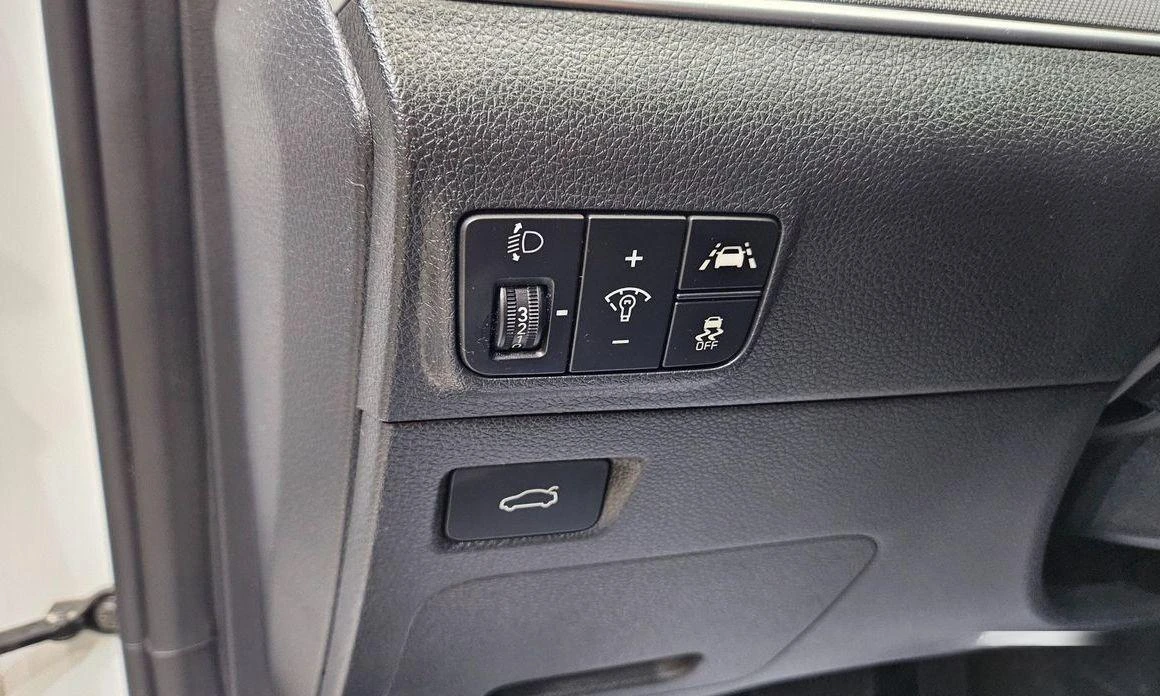 Kia K5 2.0 LPG Strandard * НАЙ-ДОБРА ЦЕНА В БЪЛГАРИЯ*  - изображение 10