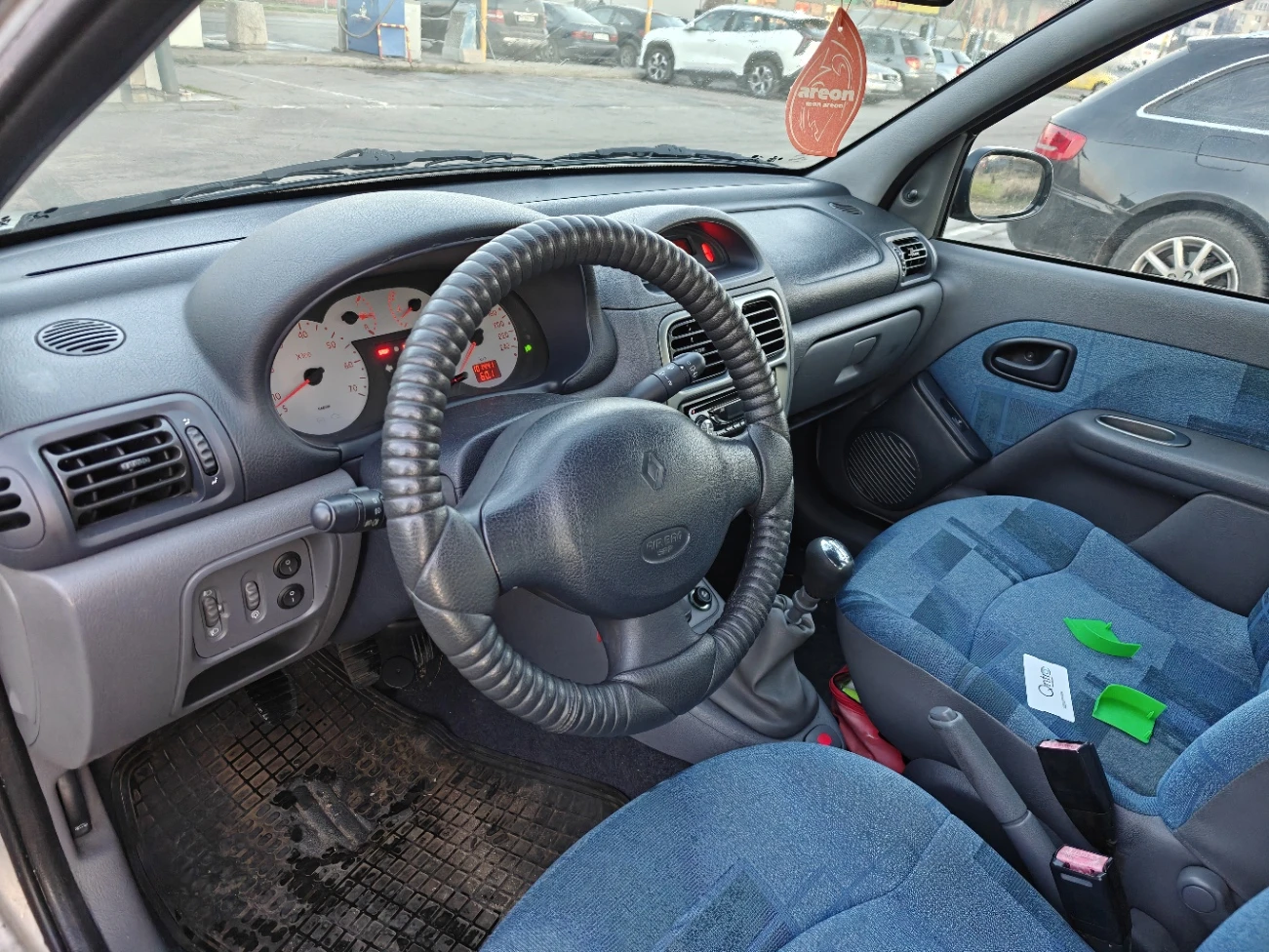 Renault Clio  - изображение 9