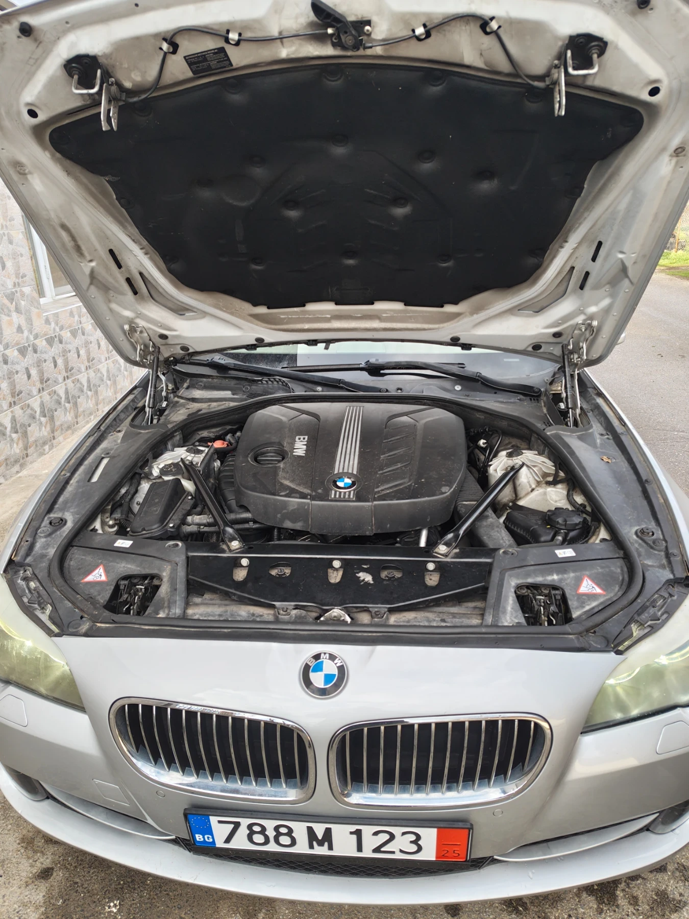 BMW 520 8ZF * Екстри* ЦЕНА ДО КРАЯ НА СЕДМИЦАТА - изображение 6