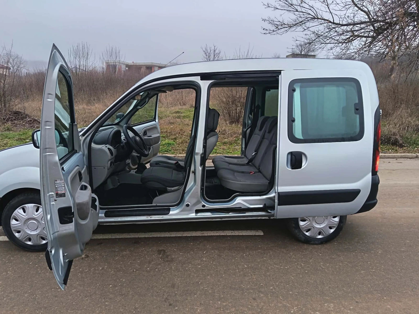 Renault Kangoo 1.6 газ/бензин - изображение 6