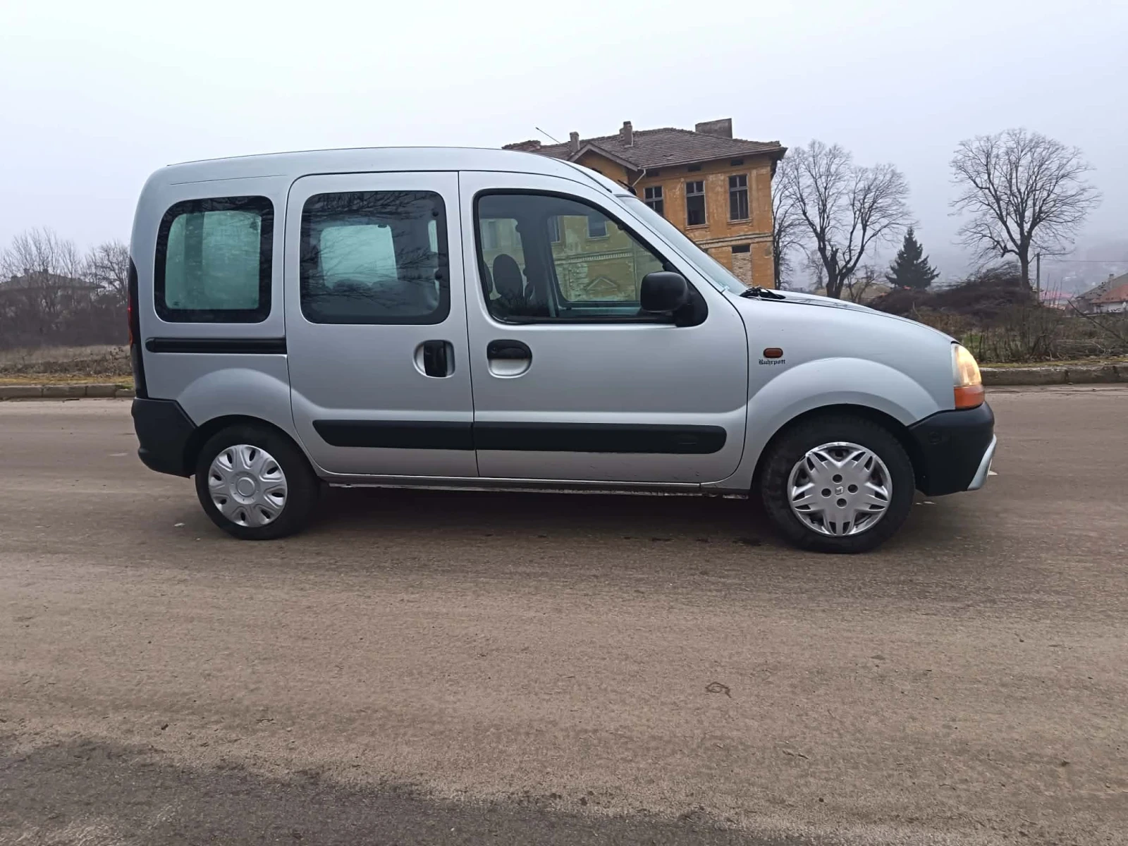 Renault Kangoo 1.6 газ/бензин - изображение 5