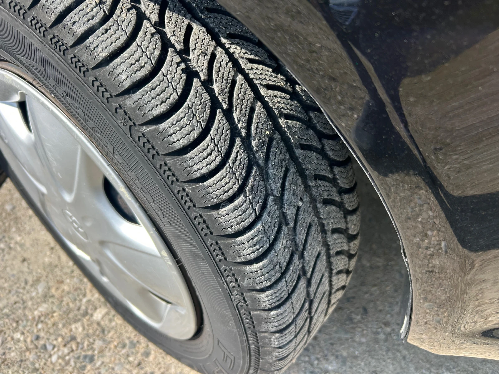 Toyota Yaris perfekt, снимка 14 - Автомобили и джипове - 53811493