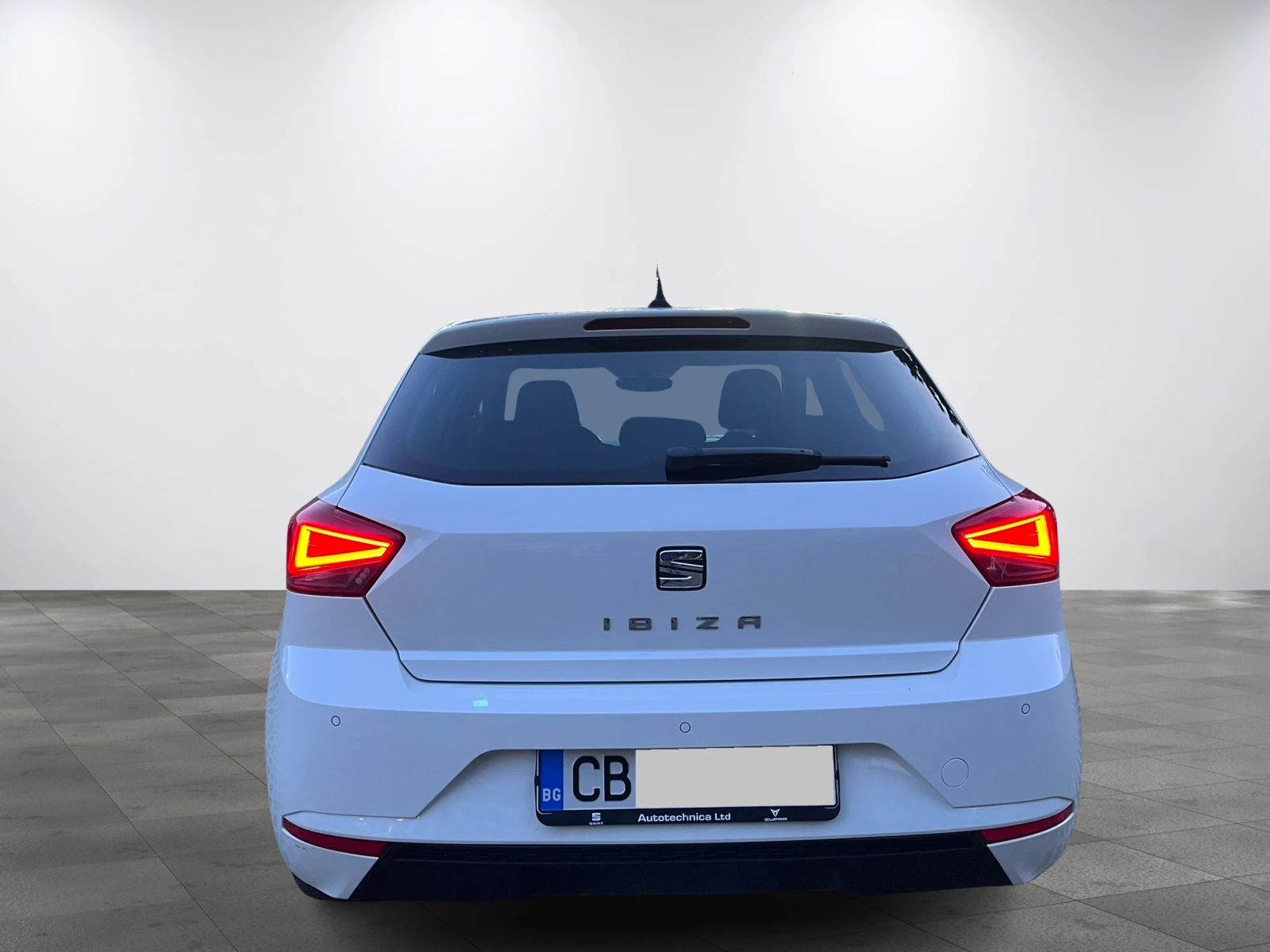 Seat Ibiza TSI 115 к.с Xcellence, снимка 6 - Автомобили и джипове - 53828305