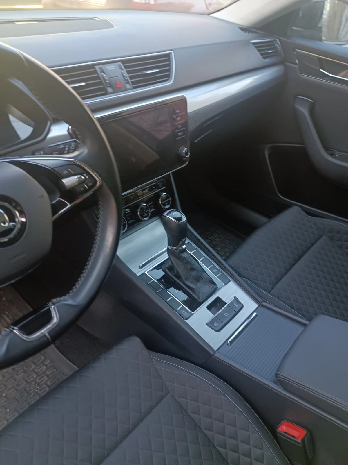 Skoda Superb, снимка 7 - Автомобили и джипове - 53850494