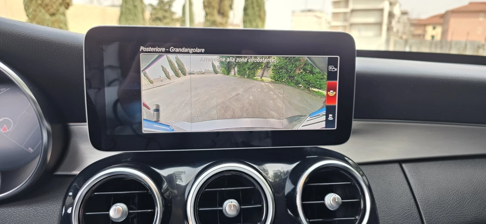 Mercedes-Benz C 220 SW Auto Premium, снимка 11 - Автомобили и джипове - 53871026