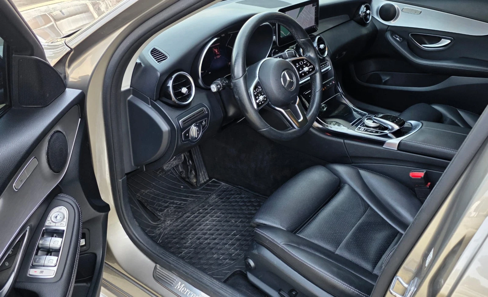 Mercedes-Benz C 220 SW Auto Premium, снимка 6 - Автомобили и джипове - 53871026