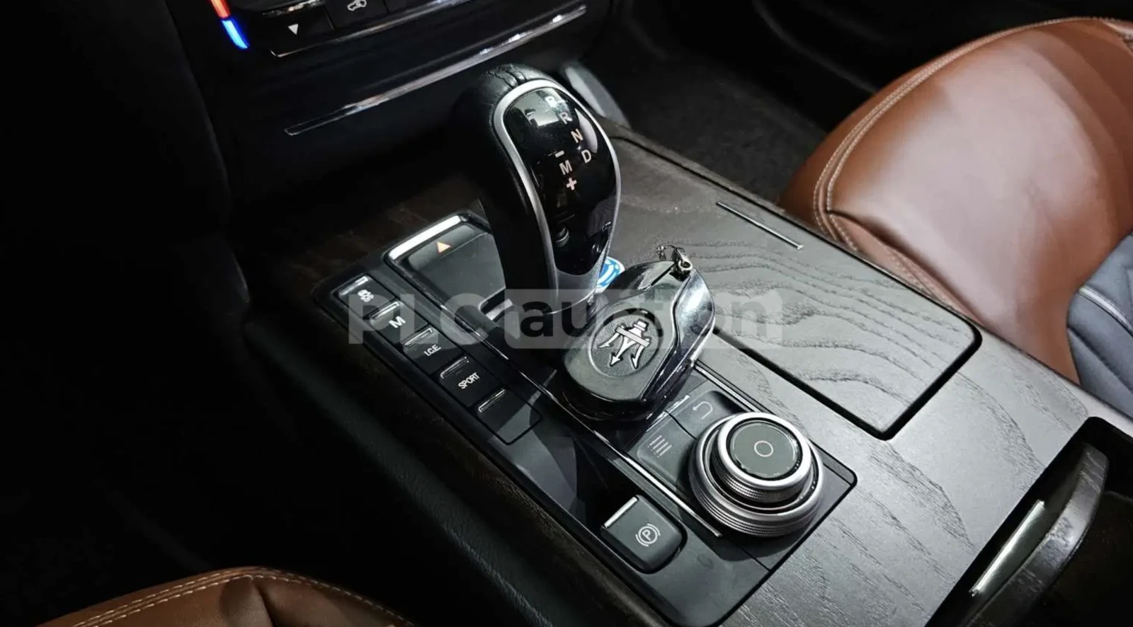 Maserati Ghibli, снимка 9 - Автомобили и джипове - 54044208