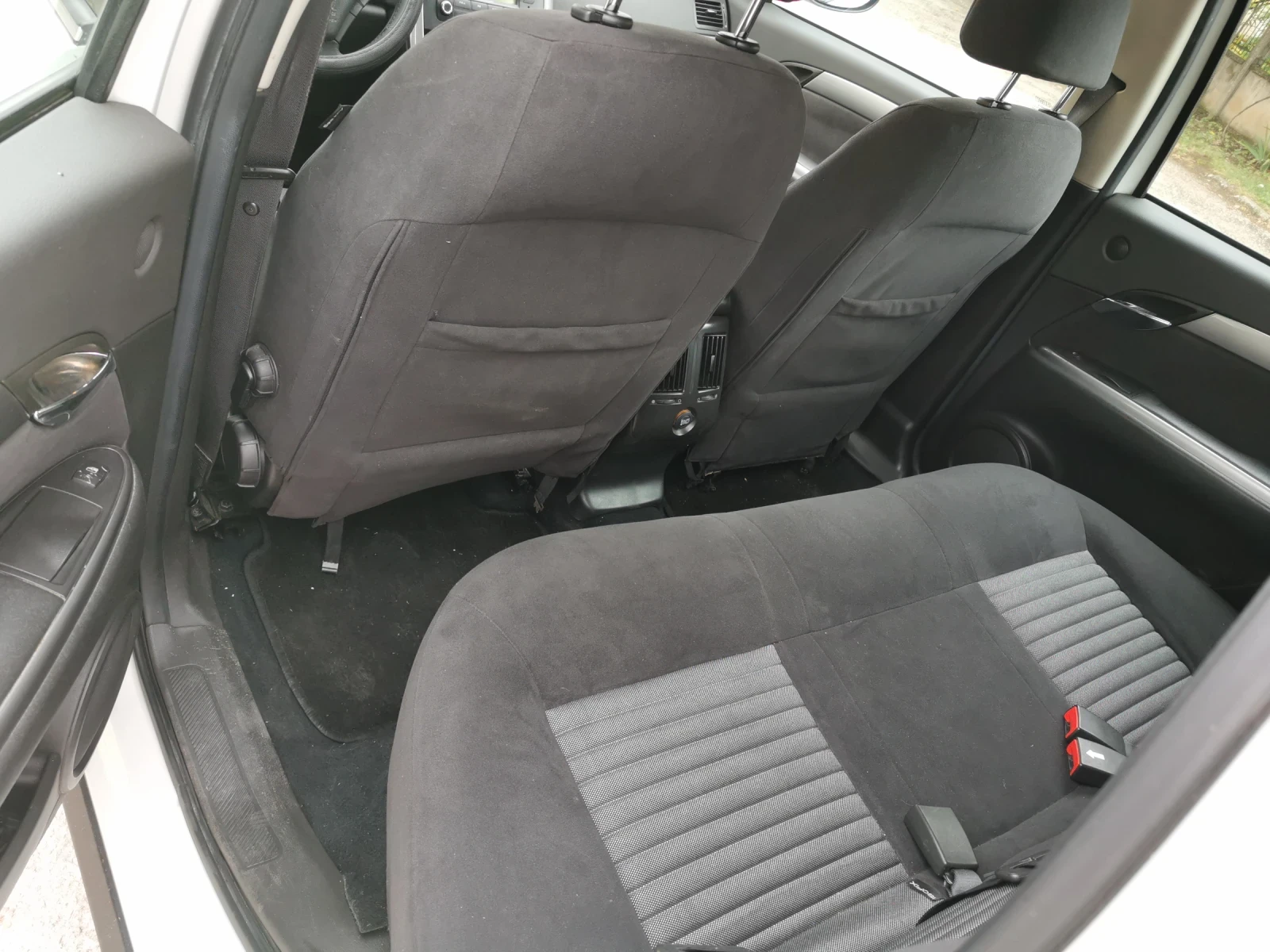 Fiat Croma 1.9Mjet avtomat, снимка 13 - Автомобили и джипове - 54123865