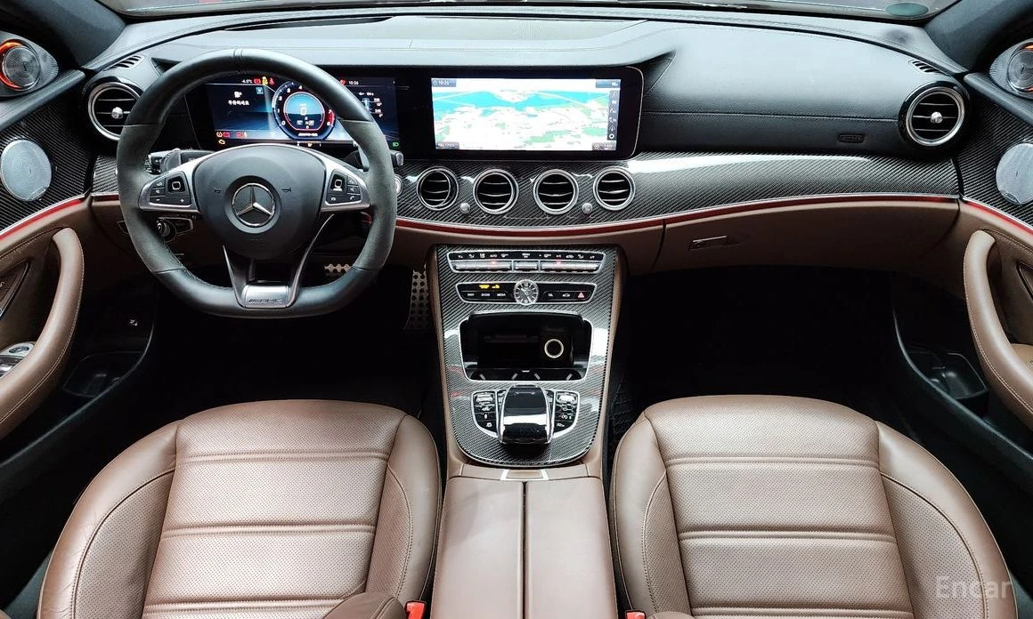 Mercedes-Benz E 63 AMG 4MATIC+ * BURMESTER 3D* HEAD-UP* CARBON* ПАНОРАМА, снимка 10 - Автомобили и джипове - 54218481