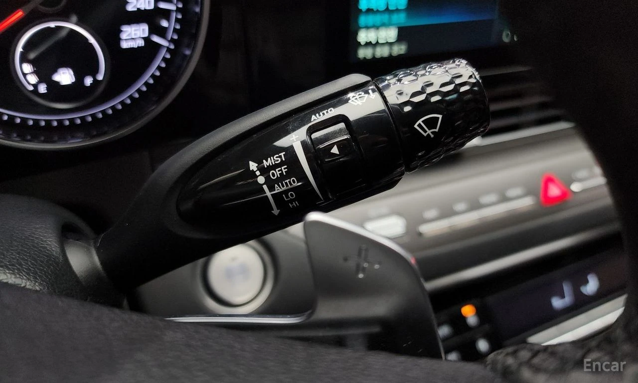 Hyundai Grandeur 3.3* EXCLUSIVE* ПОДГРЕВ* ОБДУХВАНЕ* LANE* ASSIST* , снимка 12 - Автомобили и джипове - 54575767
