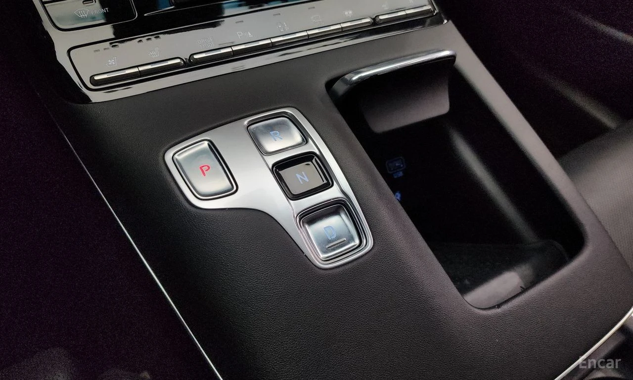 Hyundai Grandeur 3.3* EXCLUSIVE* ПОДГРЕВ* ОБДУХВАНЕ* LANE* ASSIST* , снимка 11 - Автомобили и джипове - 54575767