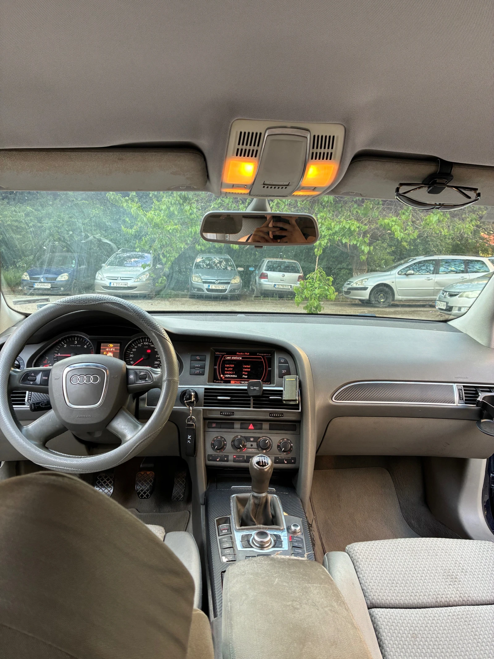 Audi A6 2.0TDI, снимка 3 - Автомобили и джипове - 54794275