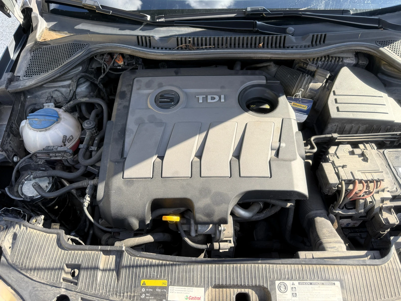 Seat Ibiza 1.6 TDI 105 к.с., снимка 14 - Автомобили и джипове - 54987600
