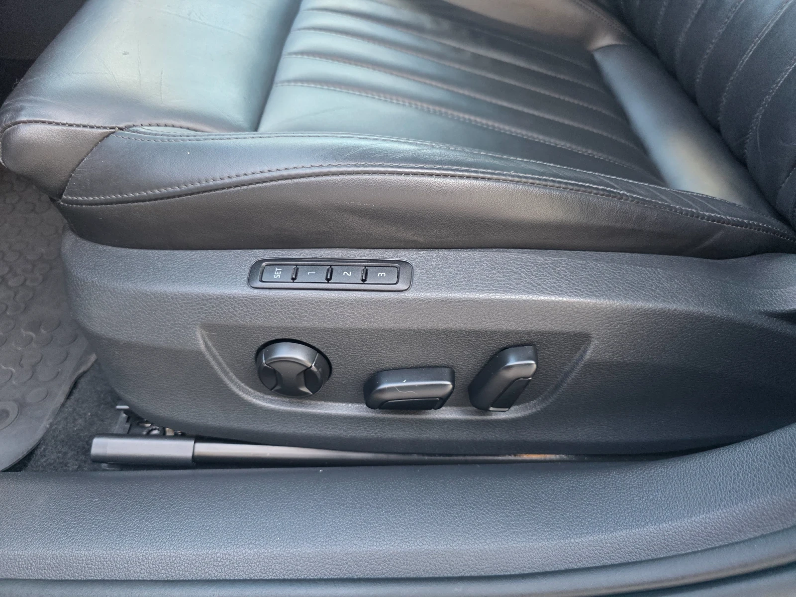 Skoda Superb 2.0TDI 150КС ITALY УНИКАТ, снимка 13 - Автомобили и джипове - 55327239