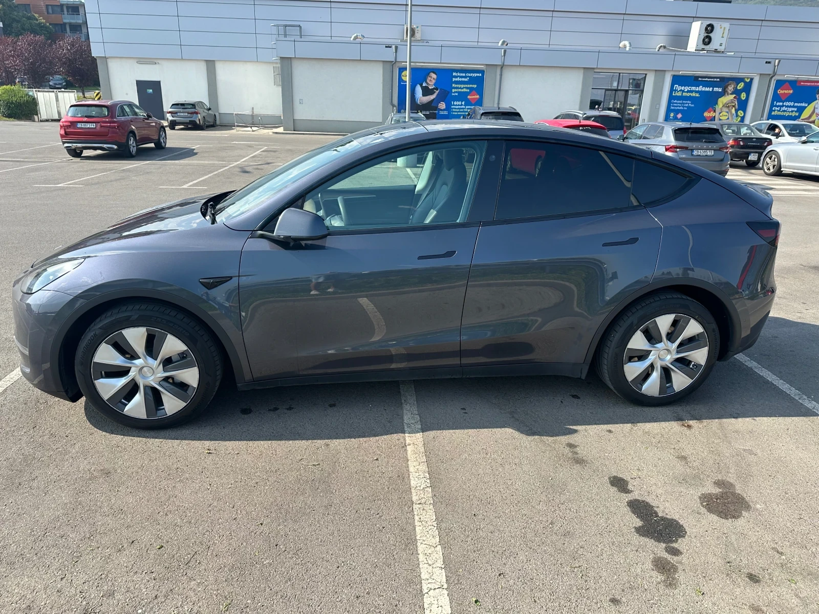 Tesla Model Y, снимка 8 - Автомобили и джипове - 55798244