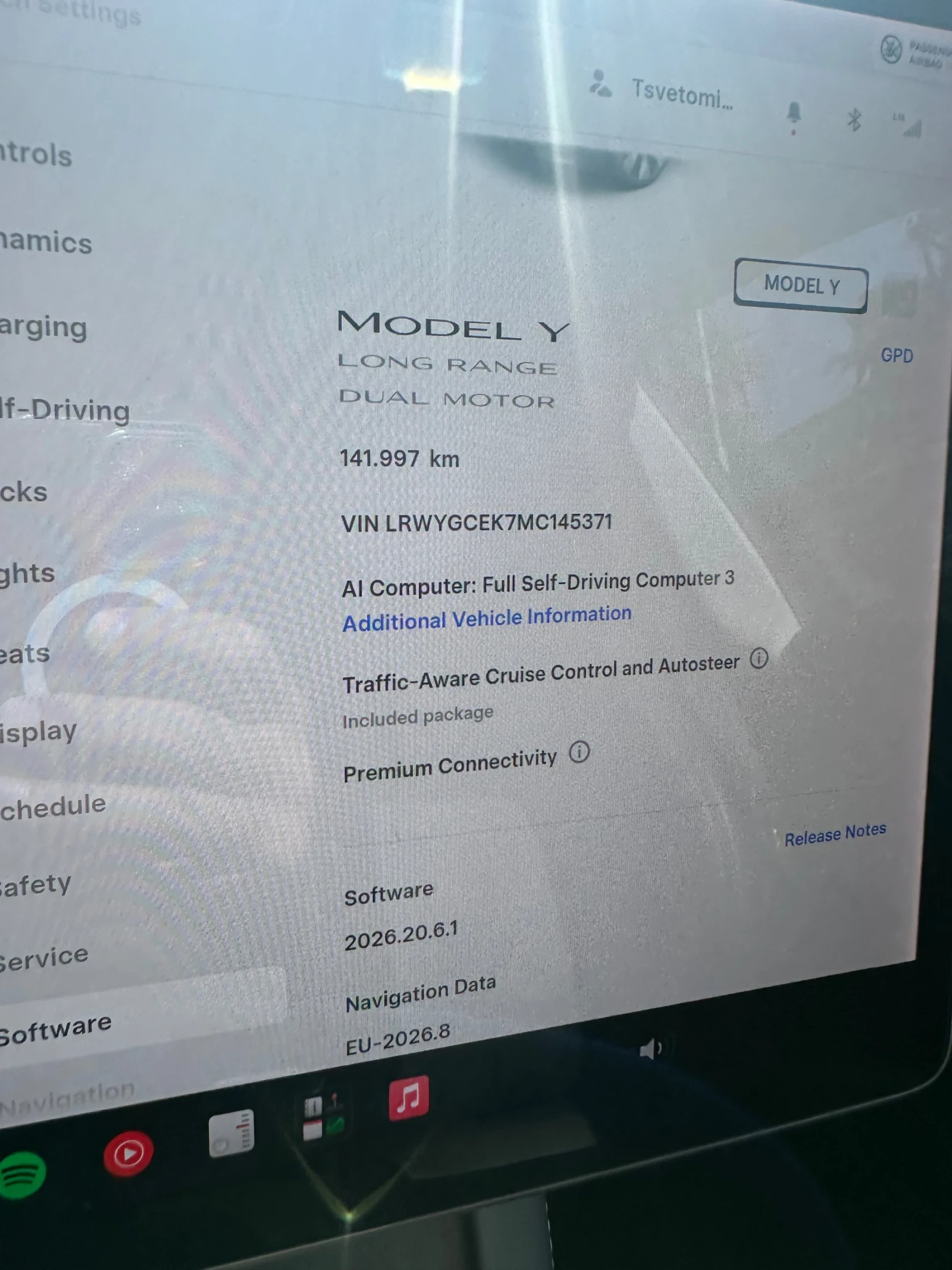 Tesla Model Y, снимка 14 - Автомобили и джипове - 55798244