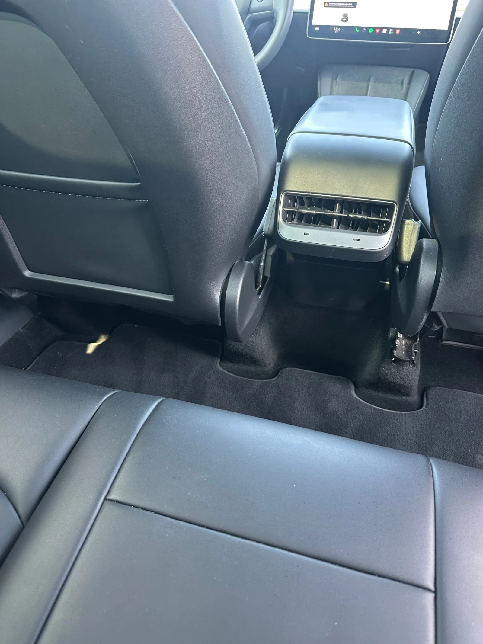 Tesla Model Y, снимка 11 - Автомобили и джипове - 55798244