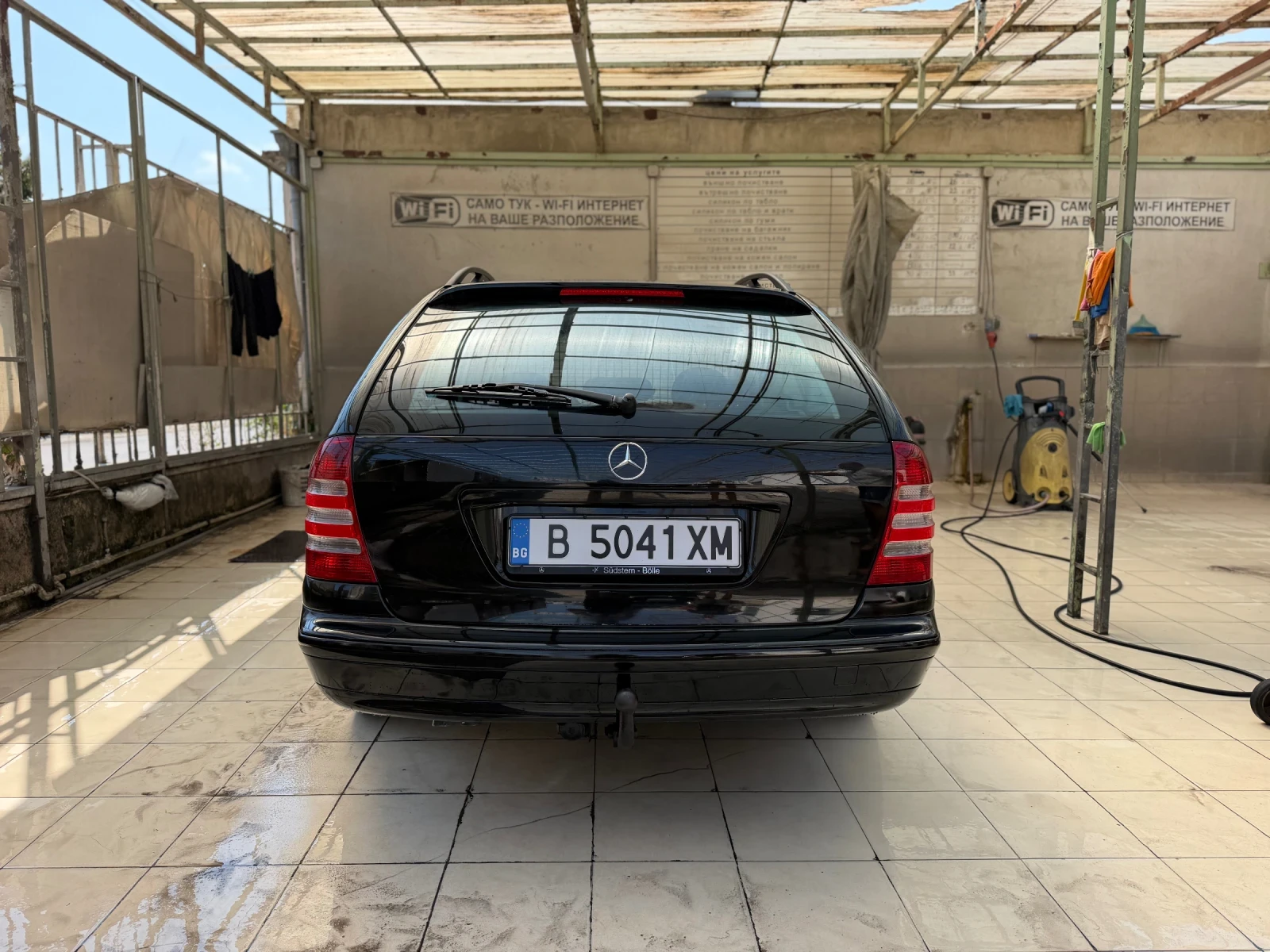 Mercedes-Benz C 220, снимка 5 - Автомобили и джипове - 56054817