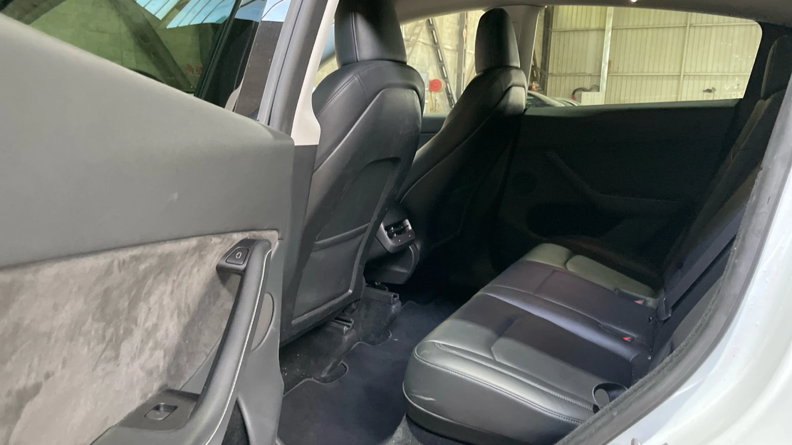 Tesla Model Y Long Range AWD , снимка 7 - Автомобили и джипове - 56228265