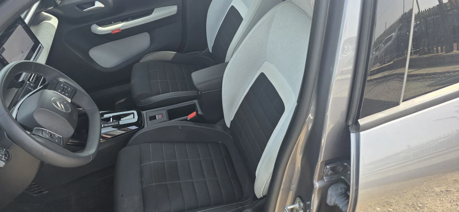 Citroen C3 MAX Electric-113 hp/CarPlay/Android Auto, снимка 9 - Автомобили и джипове - 56232736