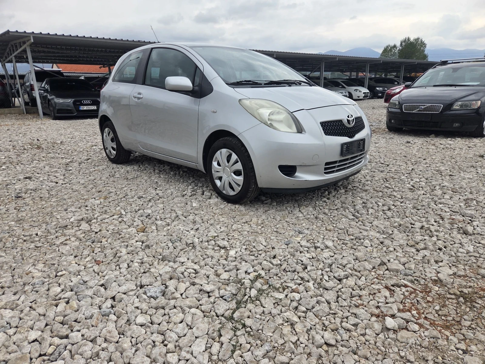 Toyota Yaris 1.0* klima* внос Италия* , снимка 3 - Автомобили и джипове - 56242746