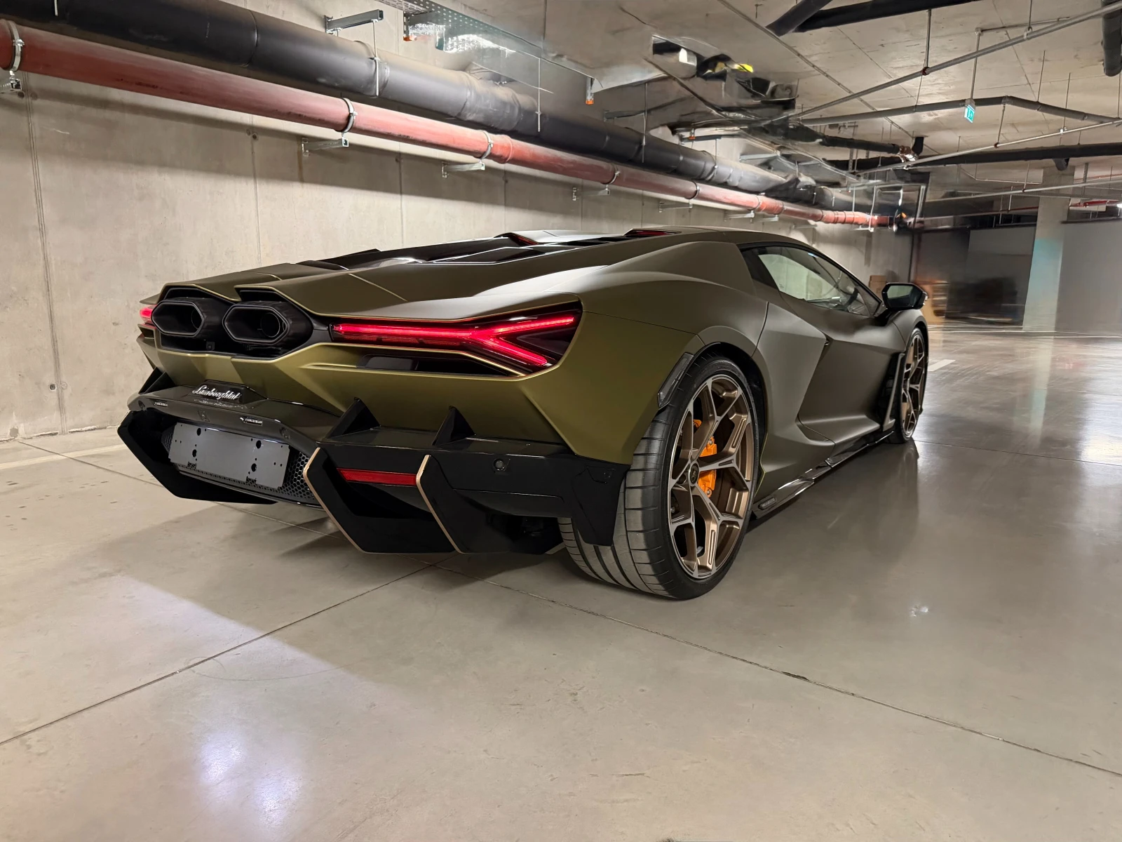 Lamborghini Revuelto �������* Ad Personam* ��� | Mobile.bg � ����������� 6