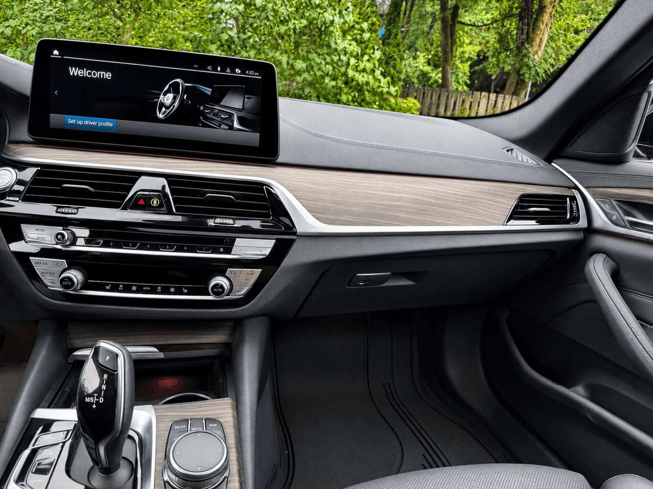 BMW 530E 530e xDrive Plug-In Hybrid | Mobile.bg � ����������� 16