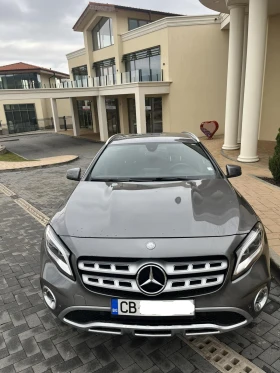  Mercedes-Benz GLA 25...