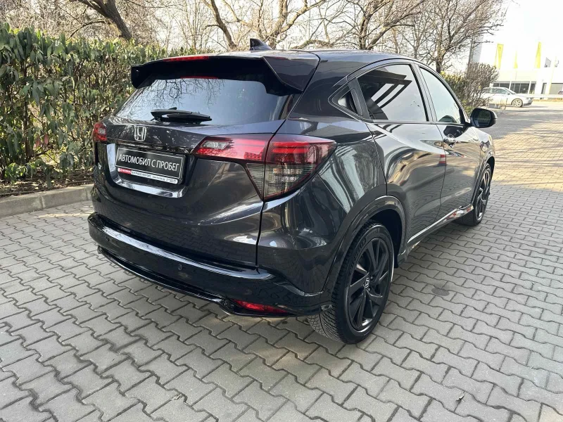 Honda Hr-v 1.5 i-VTEC TURBO Sport, снимка 5 - Автомобили и джипове - 49128571