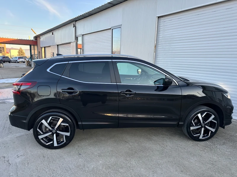 Nissan Qashqai 1.2i Panorama* , снимка 16 - Автомобили и джипове - 49172824