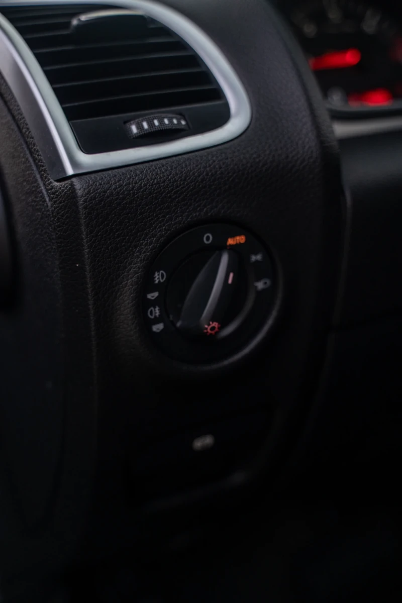 Audi Q7 239К.С FULL MAX, снимка 9 - Автомобили и джипове - 52424418