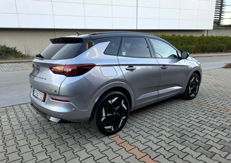 Opel Grandland X GSe/AWD/AT8/1.6PHEV/300hp, снимка 4 - Автомобили и джипове - 52711048