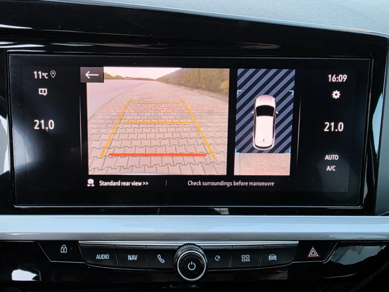 Opel Grandland X GSe/AWD/AT8/1.6PHEV/300hp, снимка 10 - Автомобили и джипове - 52711048