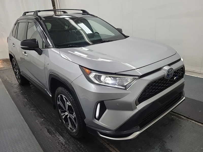 Toyota Rav4 * XSE * CARFAX * БЕЗ ПЪРВОНАЧАЛНА ВНОСКА, снимка 2 - Автомобили и джипове - 52962501