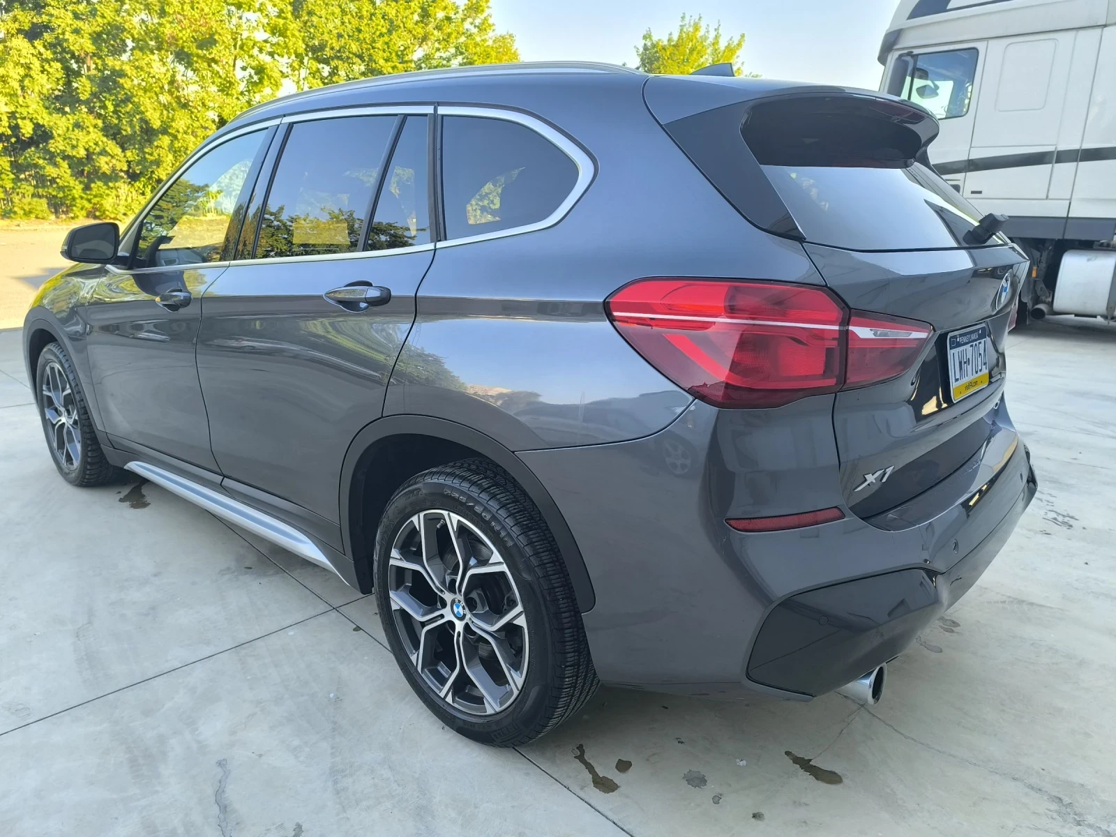 BMW X1 2.8xi M-PACK - изображение 7