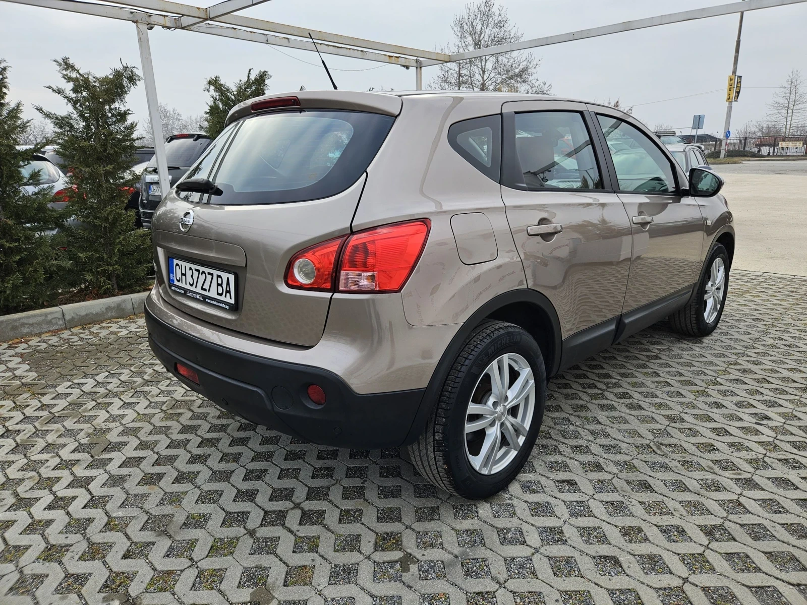 Nissan Qashqai 2.0i-141кс= 4х4= ГАЗ= 6СКОРОСТИ= ОБСЛУЖЕН - изображение 3