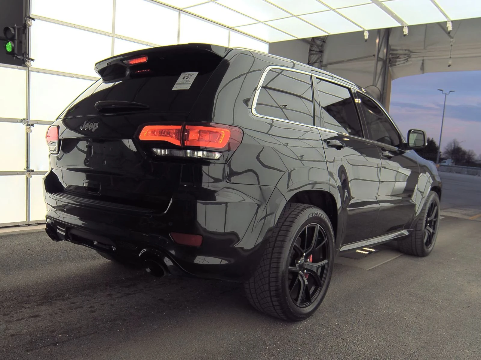 Jeep Grand cherokee SRT* Обдух* Дистроник* М.Точка* 8ZF*  - изображение 4