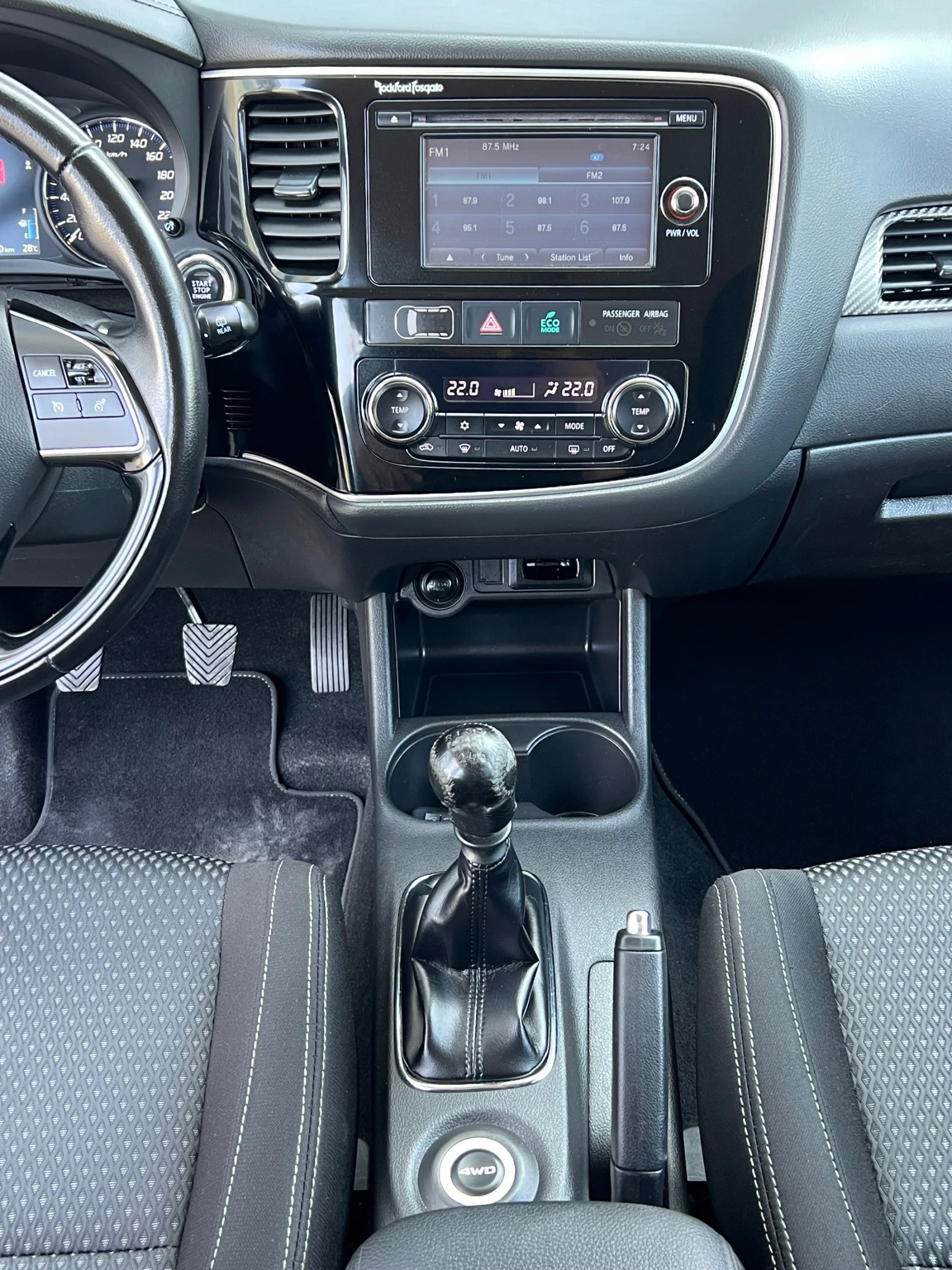 Mitsubishi Outlander 2.2/150кс 4х4 7места камера - изображение 8