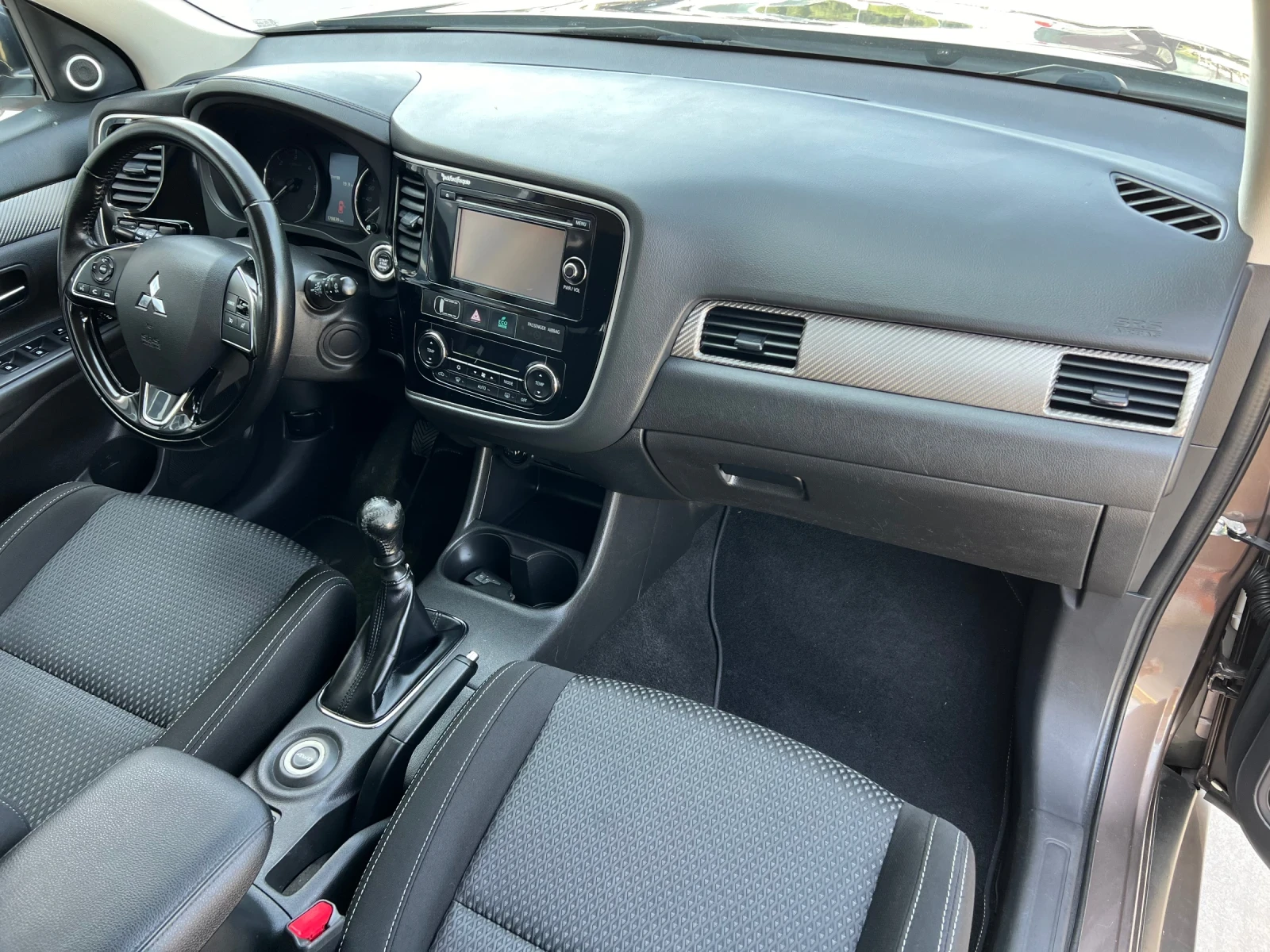 Mitsubishi Outlander 2.2/150кс 4х4 7места камера - изображение 9