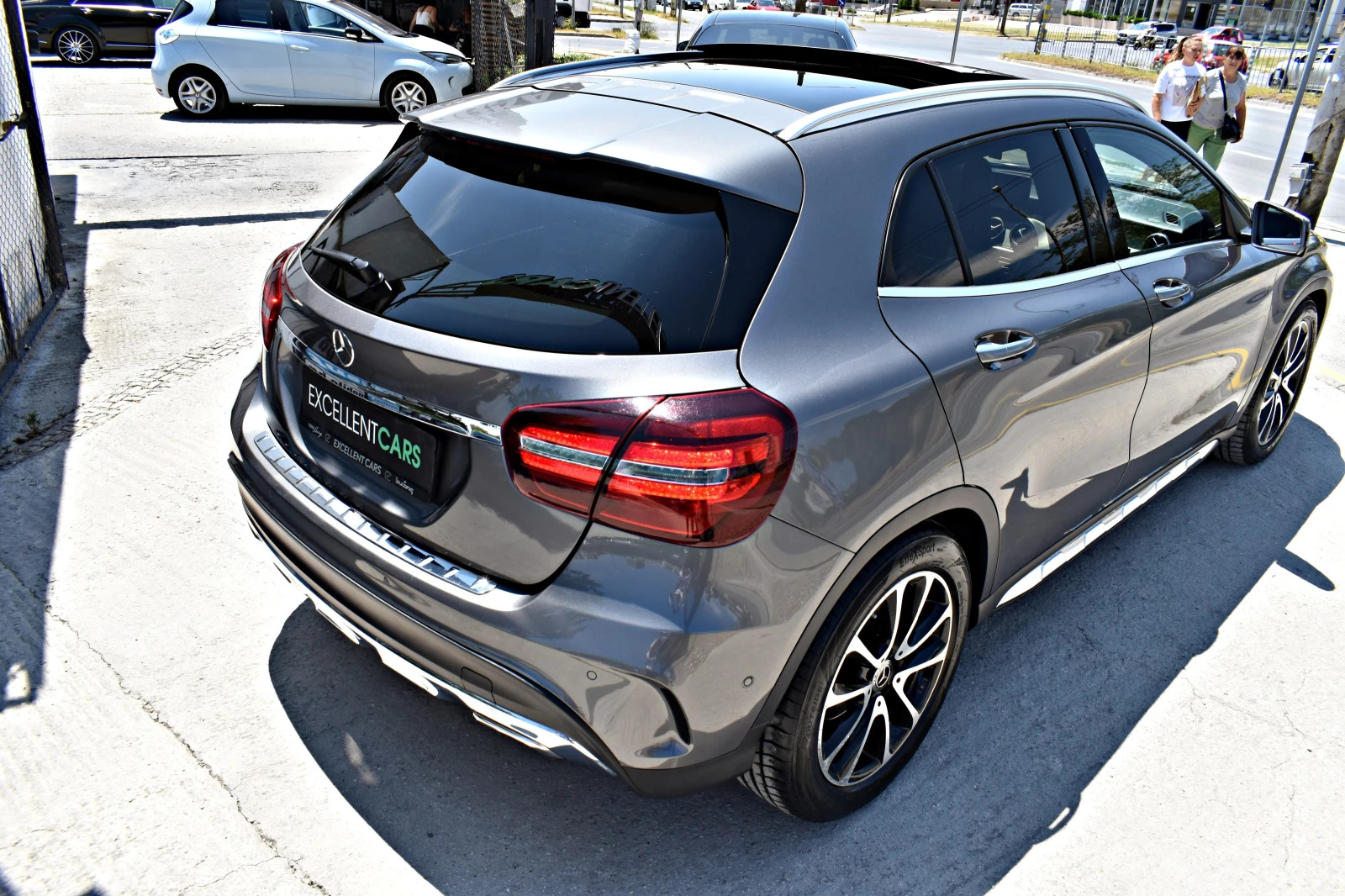 Mercedes-Benz GLA 220 4x4* AMG-PACK* 120000KM!!!* DISSTRONIC* LINE* FULL - изображение 6