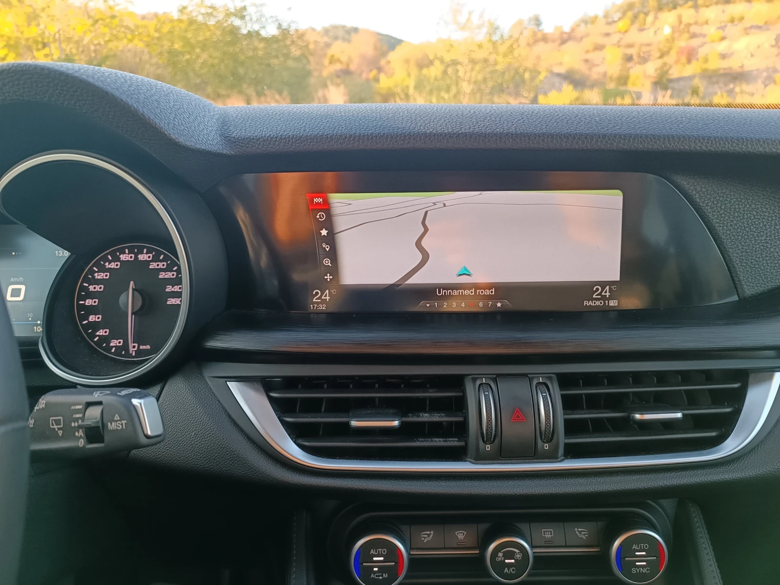 Alfa Romeo Stelvio | Mobile.bg   10