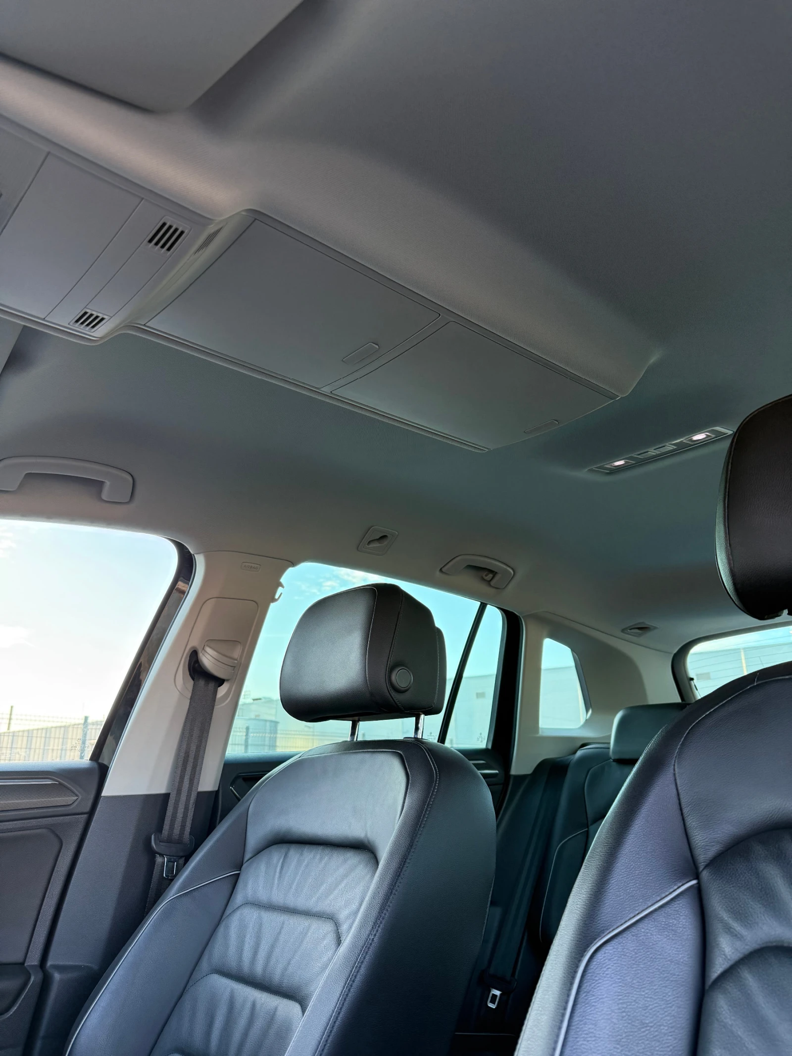 VW Tiguan 2.0D 4x4 R-Line Dig.Cockpit | Mobile.bg   11