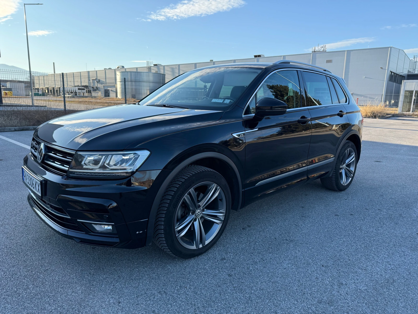 VW Tiguan 2.0D 4x4 R-Line Dig.Cockpit | Mobile.bg   2