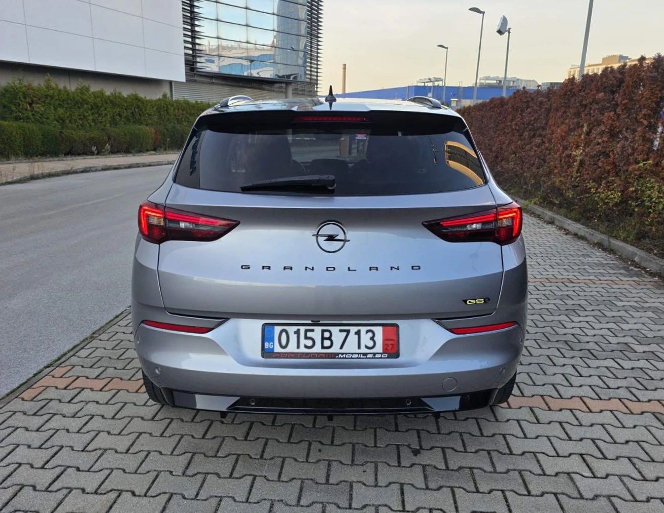 Opel Grandland X GSe/AWD/AT8/1.6PHEV/300hp - изображение 5