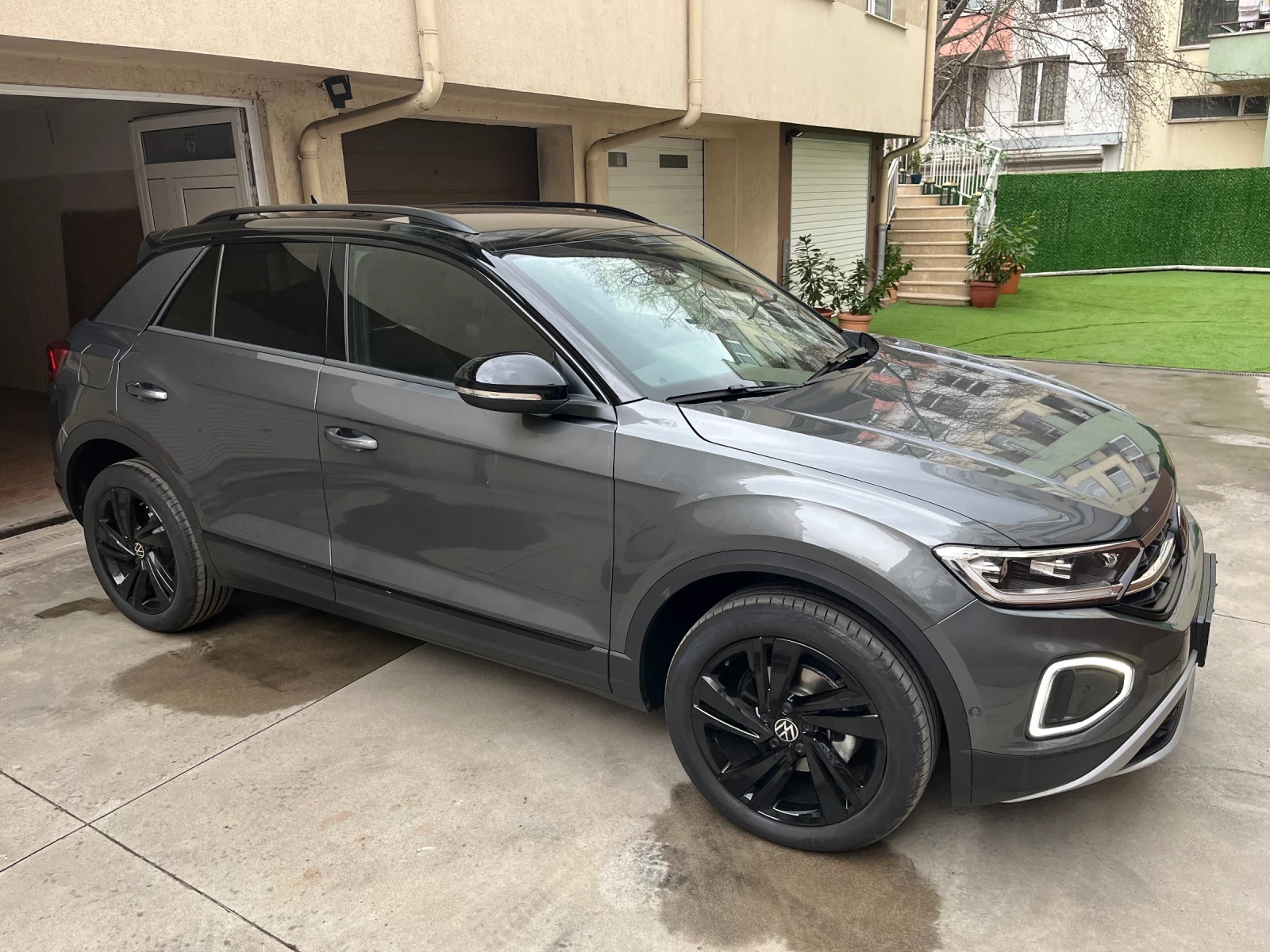 VW T-Roc Black style 1, 5 TSI OPF DSG, снимка 4 - Автомобили и джипове - 53725479