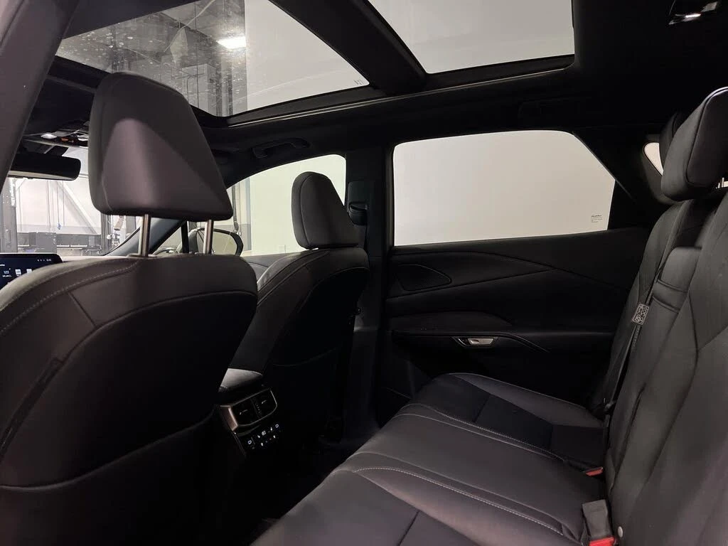 Lexus RX 350 Luxury* AWD* АвтоКредит* (ЦЕНА ДО БГ), снимка 17 - Автомобили и джипове - 54239054